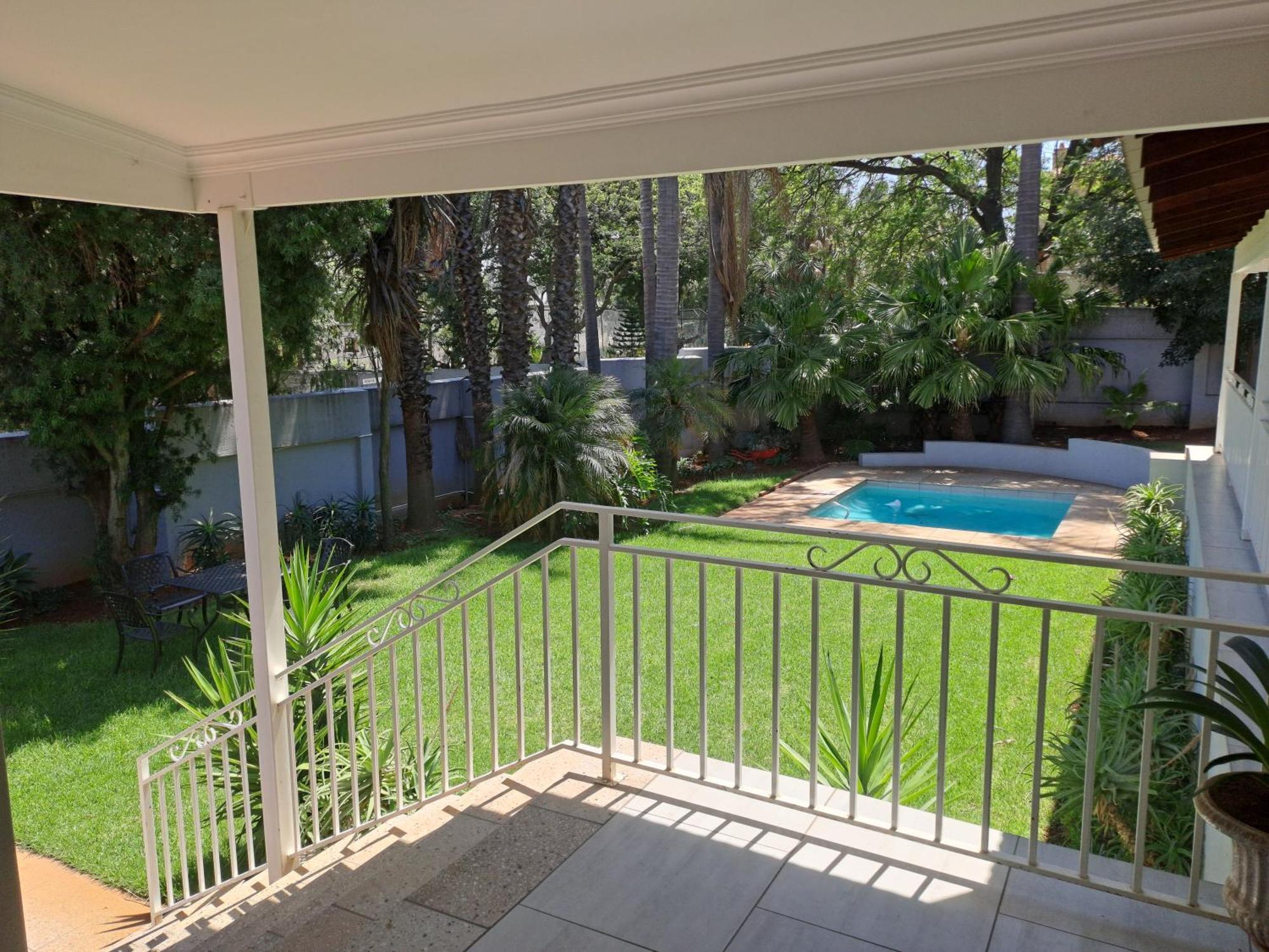 8 On Acacia Guesthouse Μπέντφορντβιου Εξωτερικό φωτογραφία
